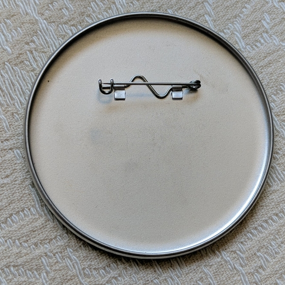 I'm Celebrating: Disneyland Resort Pin - Picture 3 of 3